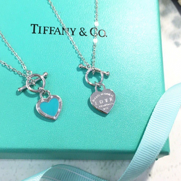 T*f*ny necklaces